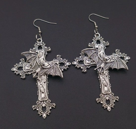 ARETES CRUZ MURCIÉLAGO