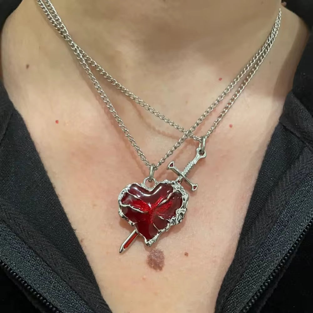 COLLARES PARA COMPARTIR CORAZÓN Y ESPADA