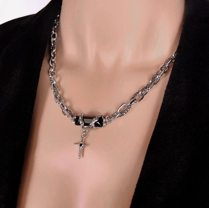 COLLAR CADENA