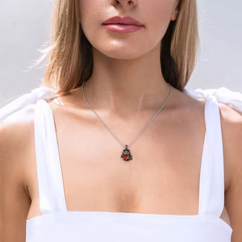 COLLAR DRAGONCITO NEGRO