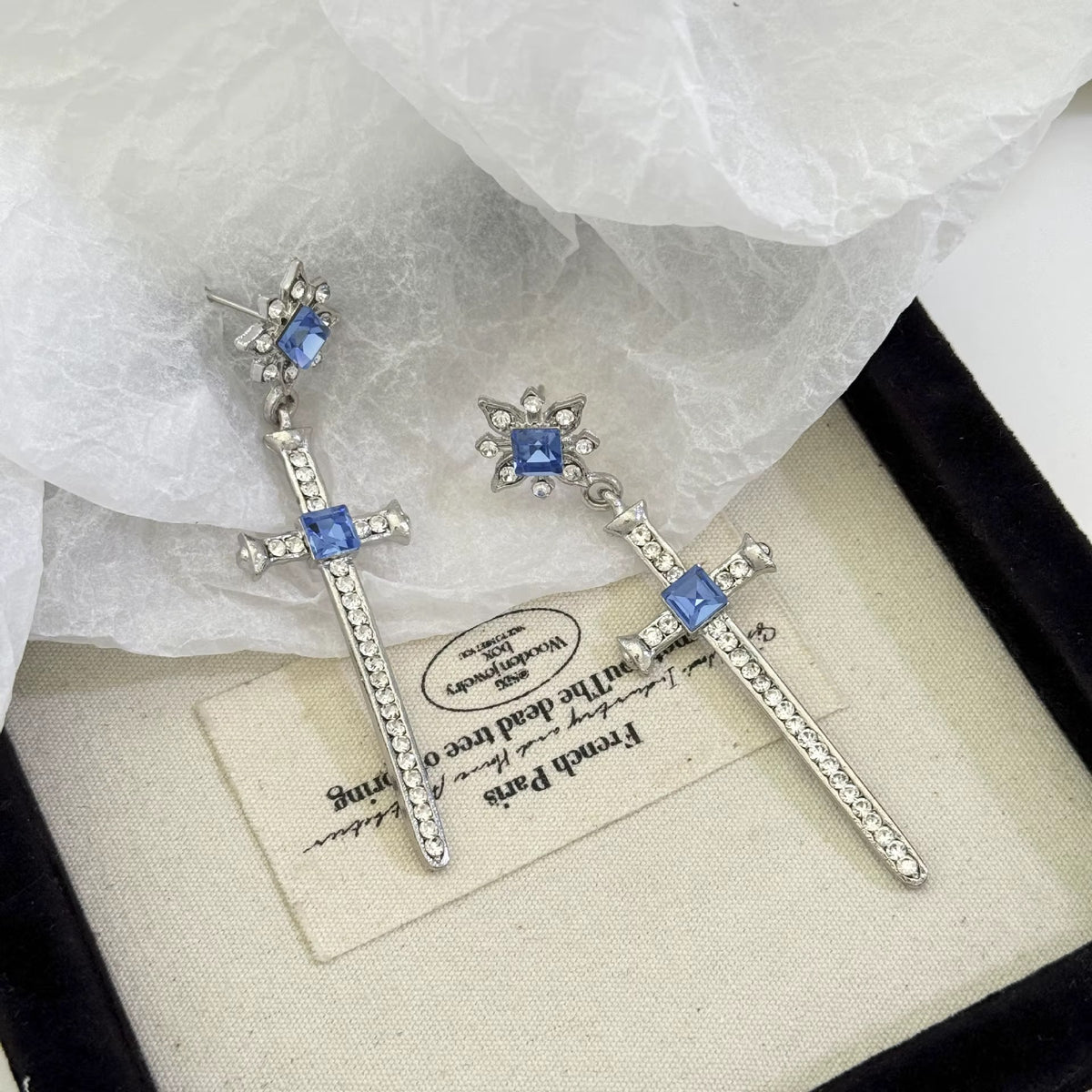 ARETE CRUCES PERLA CELESTE