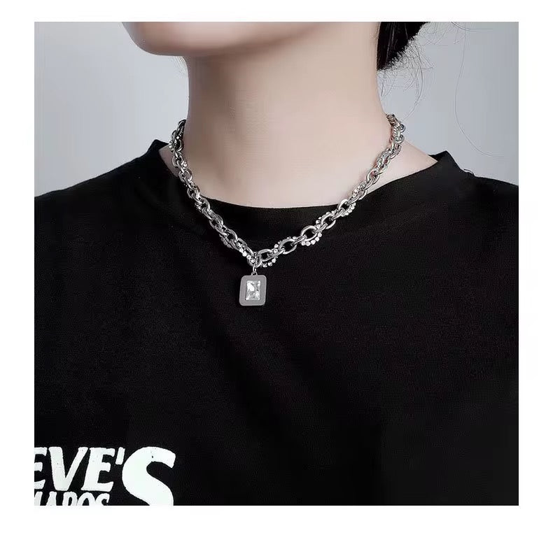 COLLAR CADENA BRILLO
