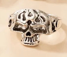 ANILLO CALAVERA