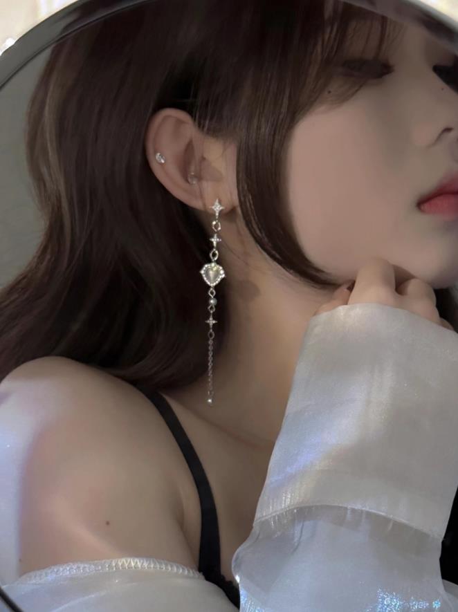 ARETES CORAZÓN LARGO