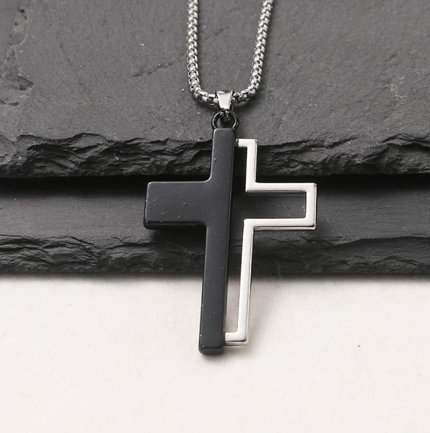 COLLAR CRUZ NEGRO CON PLATEADO