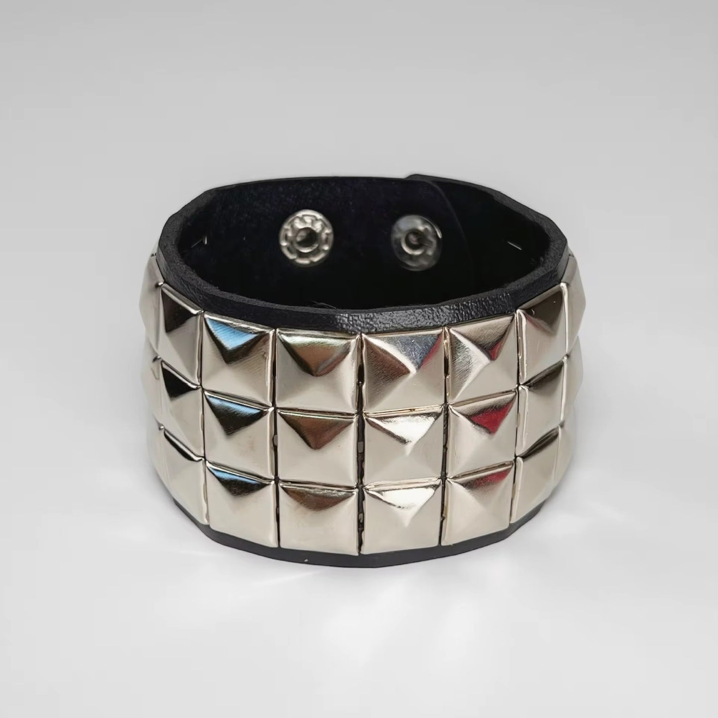 PULSERA REBEL METAL