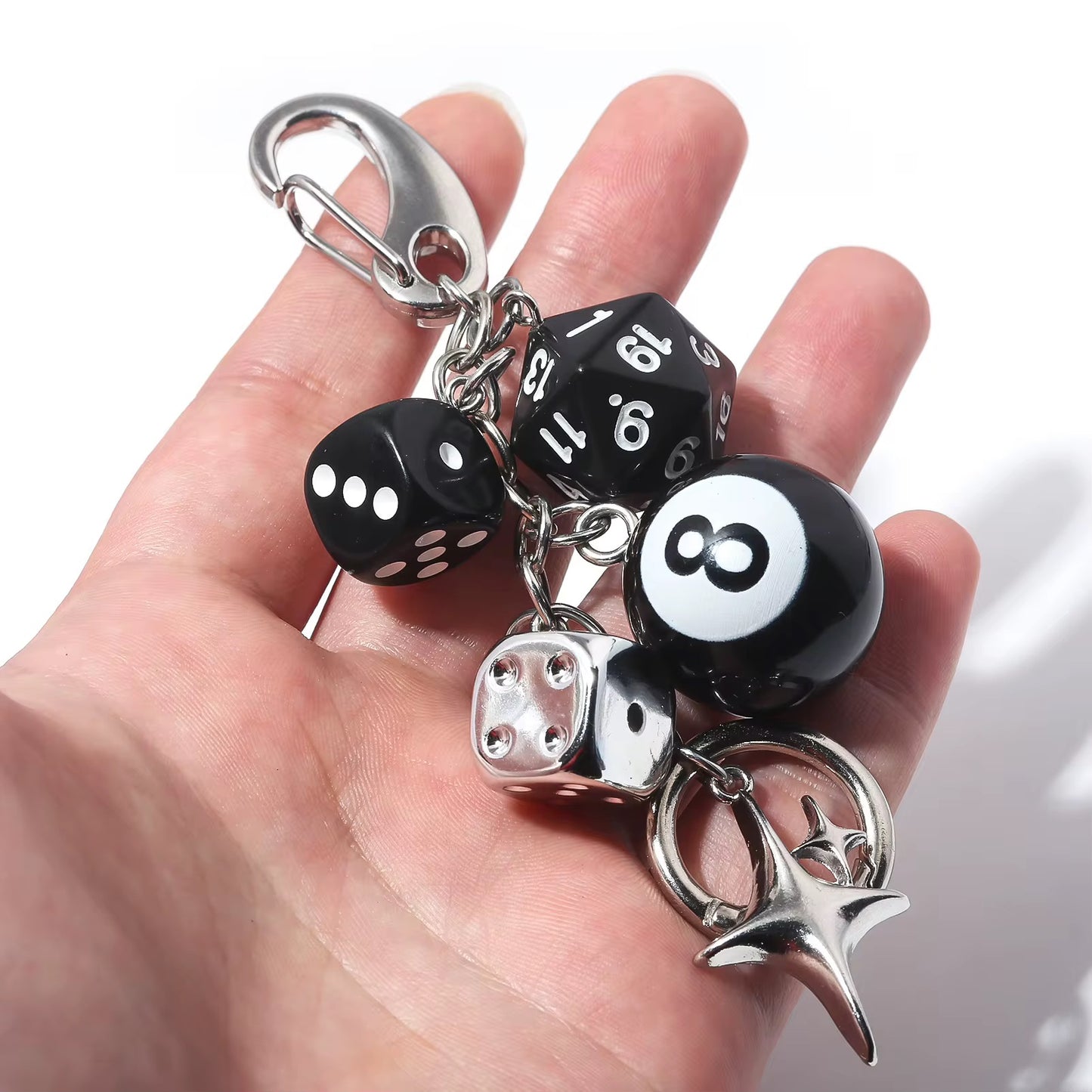 LLAVERO DADOS BOLA 8