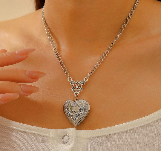 RELICARIO MURCIÉLAGO