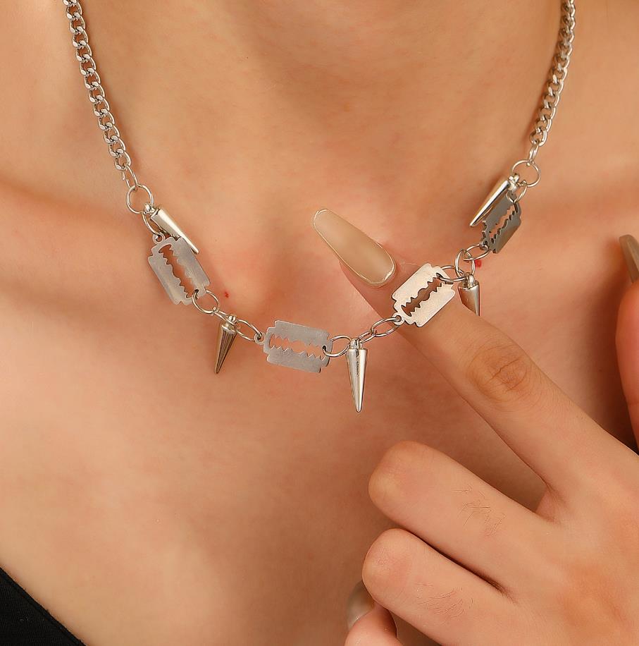 COLLAR NAVAJA