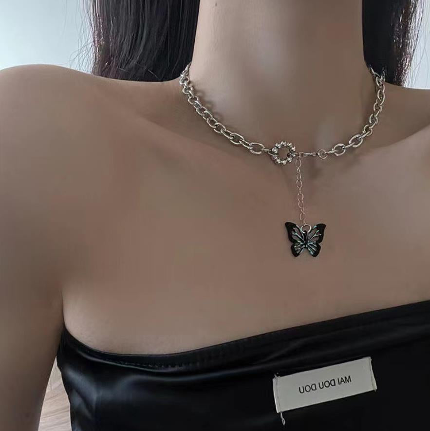 COLLAR MARIPOSA V