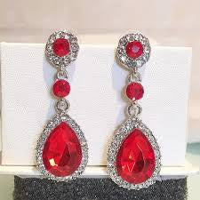 ARETES GEMAS ROJAS