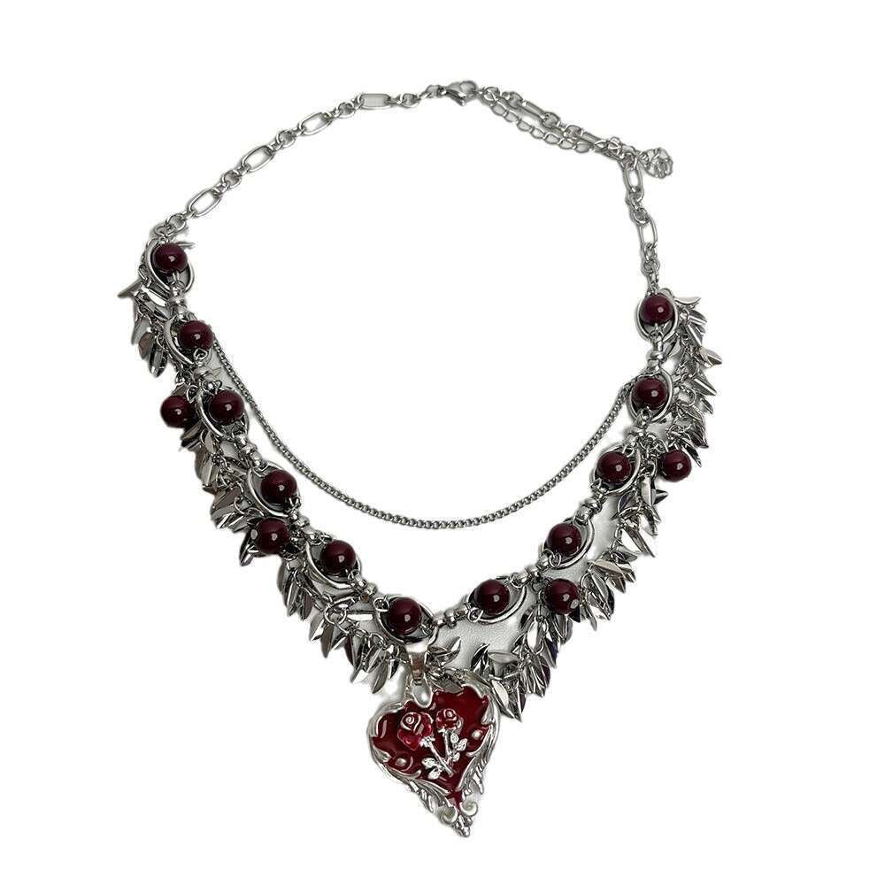 COLLAR CORAZÓN ROJO