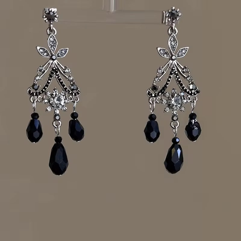 ARETES ELEGANT