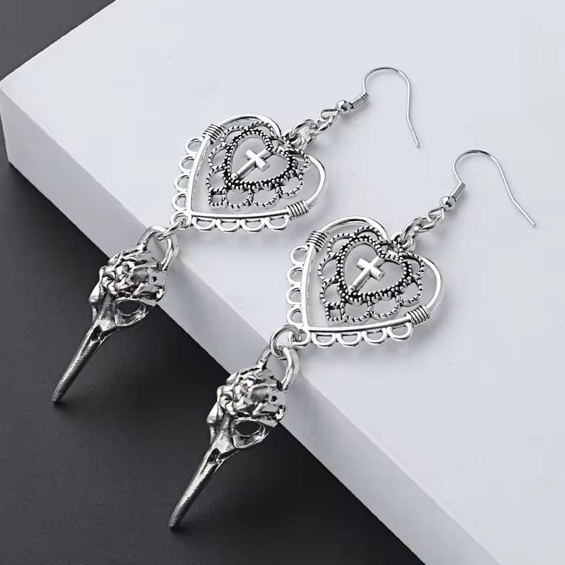 ARETE CORAZON CUERVO