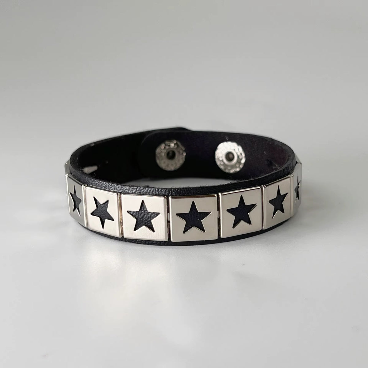 PULSERA DARK ESTRELLAS