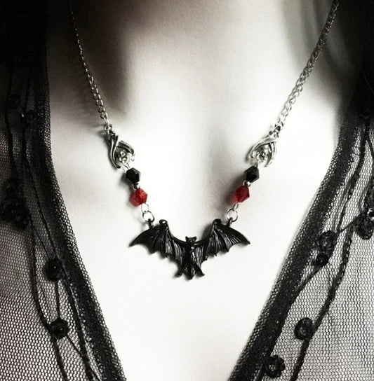 COLLAR MURCIELAGO ZENA