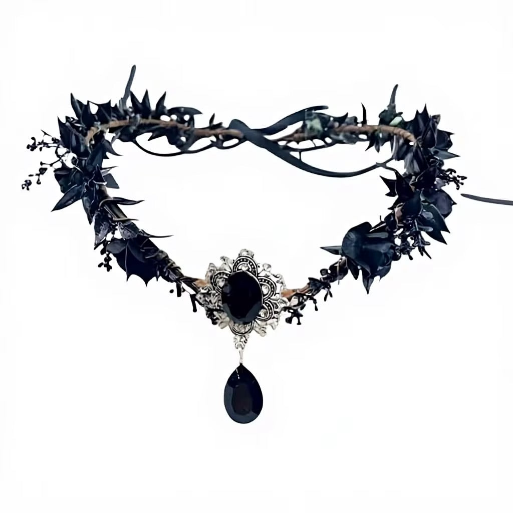 TIARA BLACK CROWN