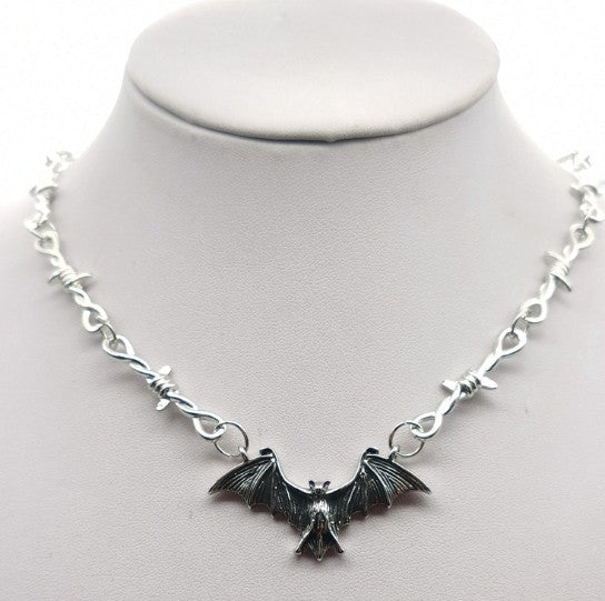 COLLAR MURCIÉLAGO PÚAS