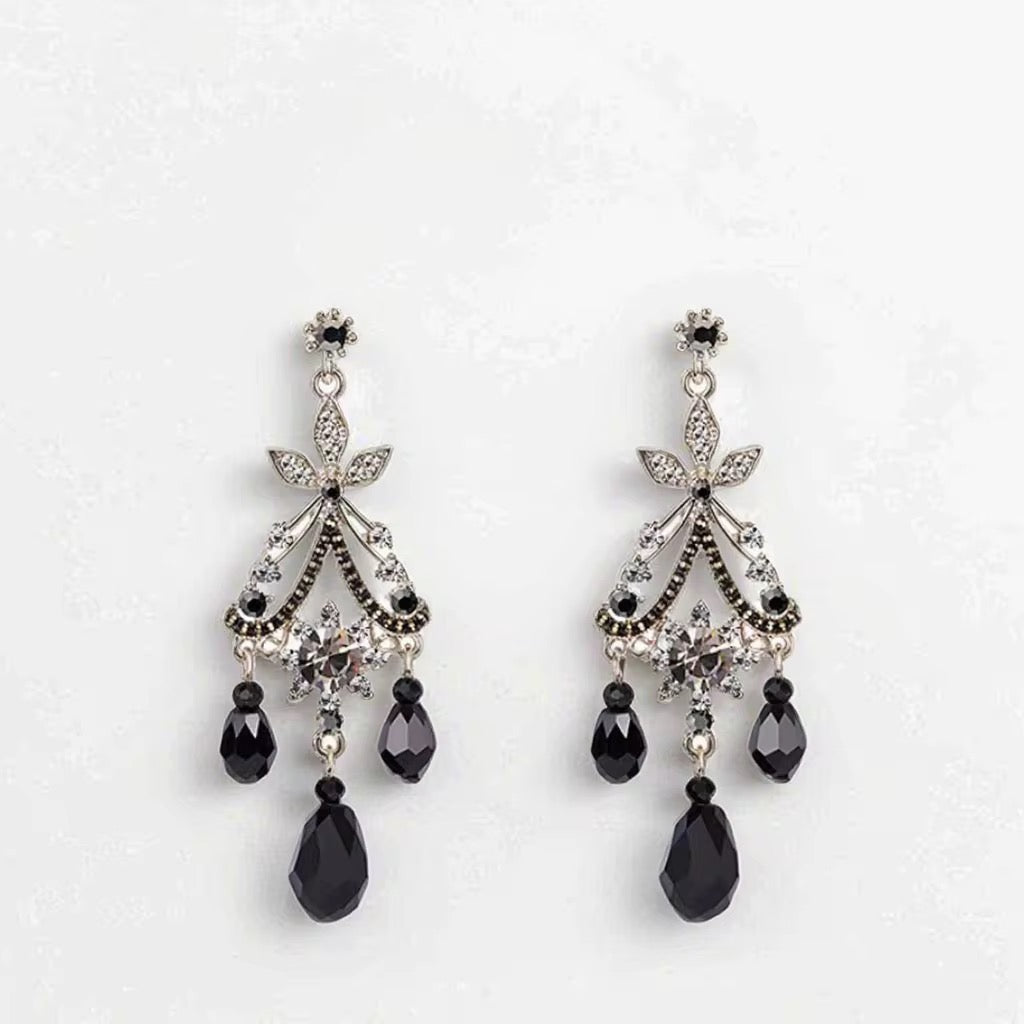 ARETES ELEGANT