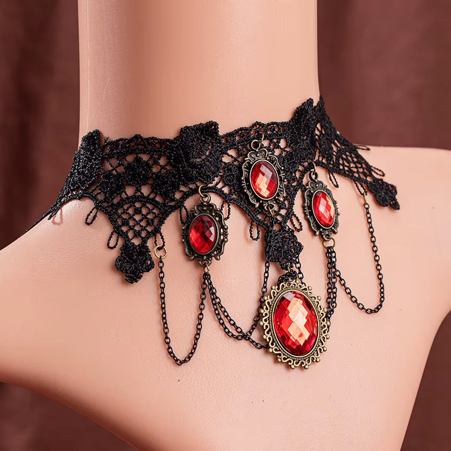 CHOKER TRIPLE PERLA ROJA