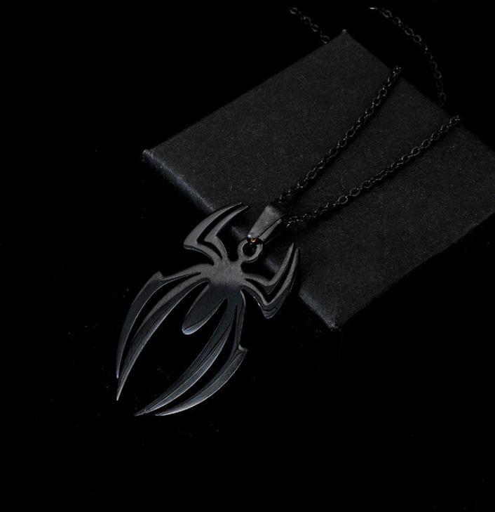 COLLAR HOMBRE ARAÑA
