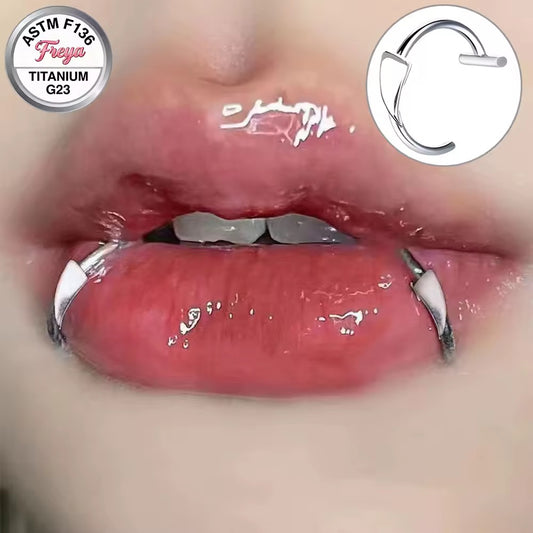 PIERCING LABIO COLMILLOS FALSO
