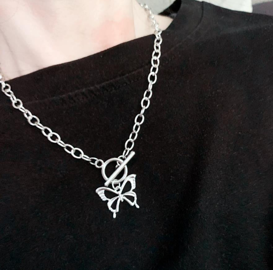 COLLAR MARIPOSA IV