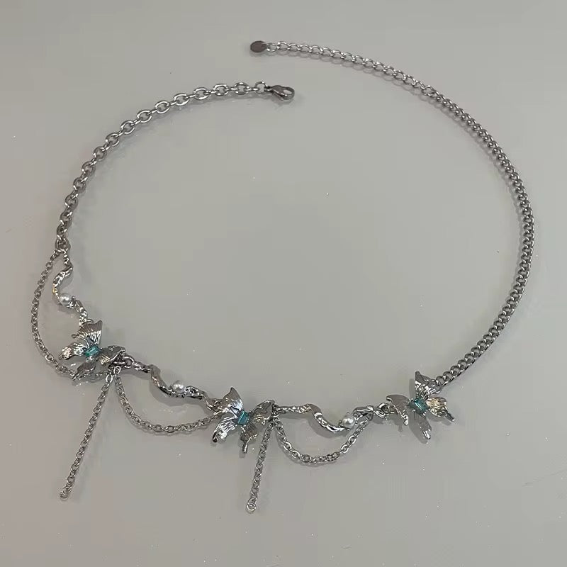 COLLAR TRIPLE MARIPOSA