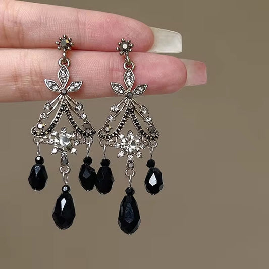 ARETES ELEGANT