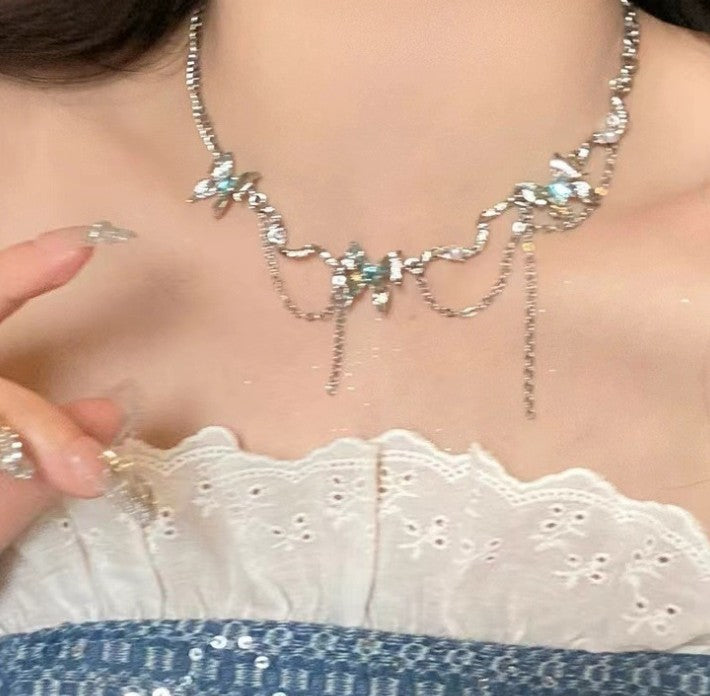 COLLAR TRIPLE MARIPOSA